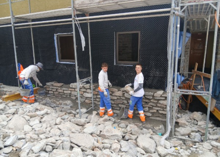 Maurerhandwerk in den Bergen